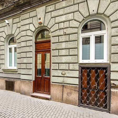 Budapest Citi Guesthouse - Self Check In * Budapest